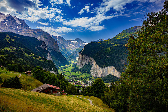 Lauterbrunnen Train to Wengen