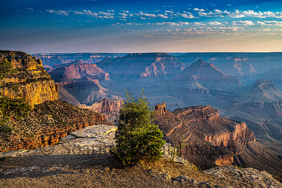 South Rim Trail Sunrise over the Grand Canyon